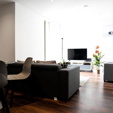 Onpoint Apartments - Spacious 2 Bedroom Apt - City Centre With Balcony 曼彻斯特 外观 照片