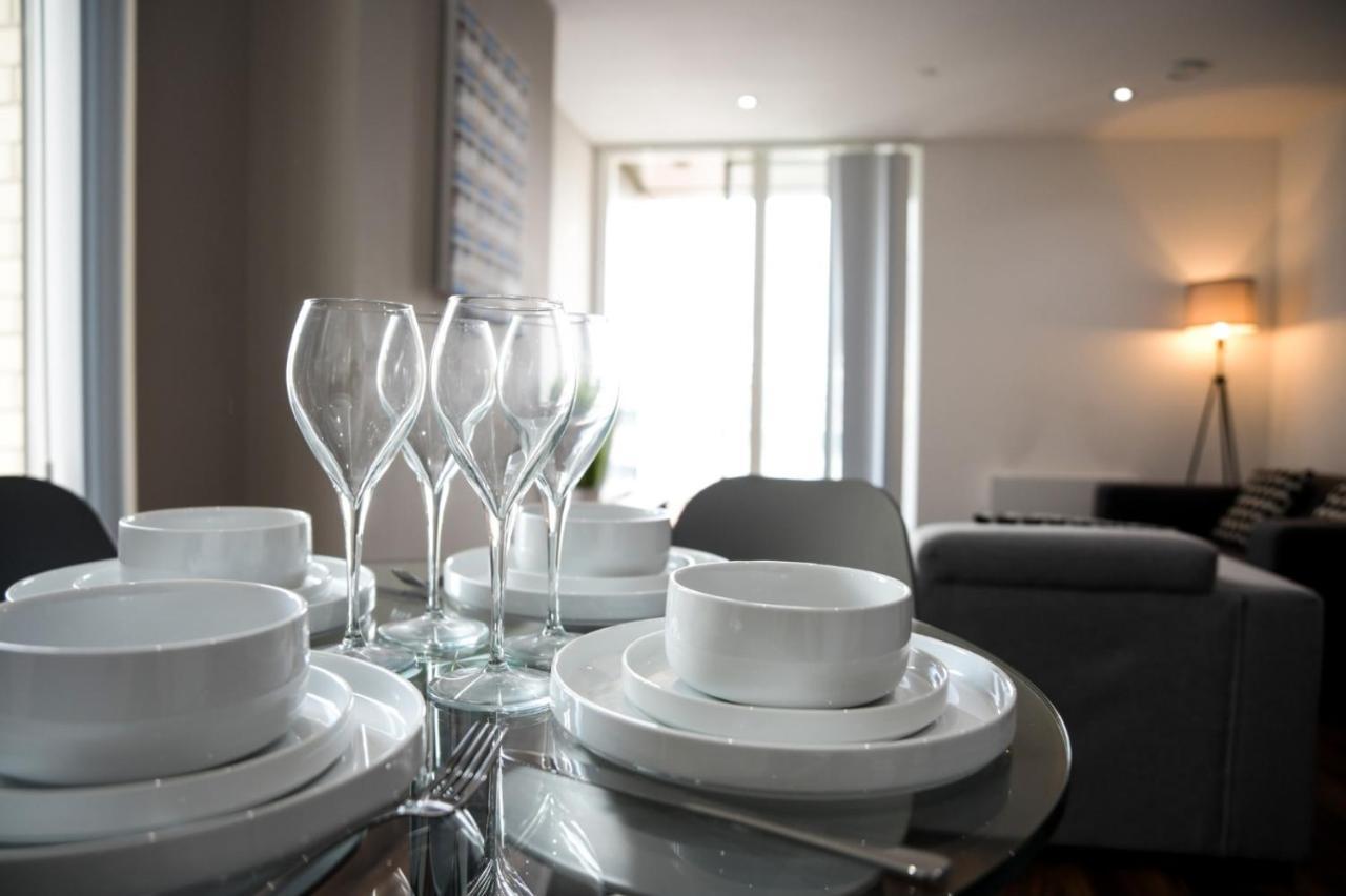 Onpoint Apartments - Spacious 2 Bedroom Apt - City Centre With Balcony 曼彻斯特 外观 照片