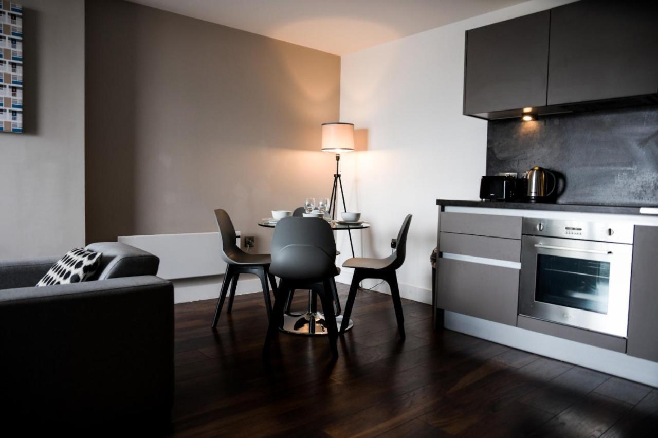 Onpoint Apartments - Spacious 2 Bedroom Apt - City Centre With Balcony 曼彻斯特 外观 照片